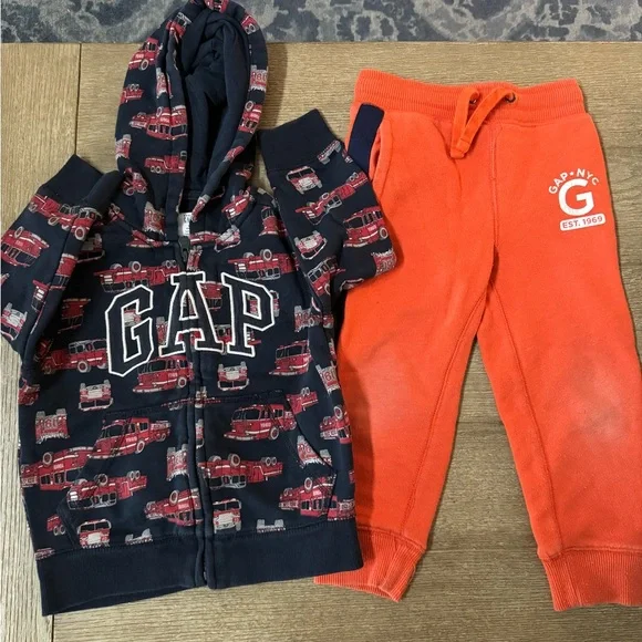Gap hoodie with zipper toddler size 3t - Picture 1 of 6